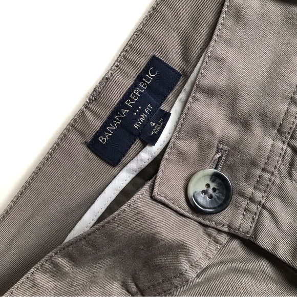 Banana Republic Ryan Fit Bootcut Chino Pants - Picture 2 of 5